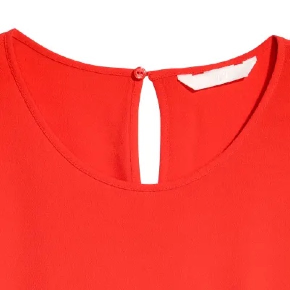 H&M Short-Sleeved Top 🍅 - Picture 7 of 7